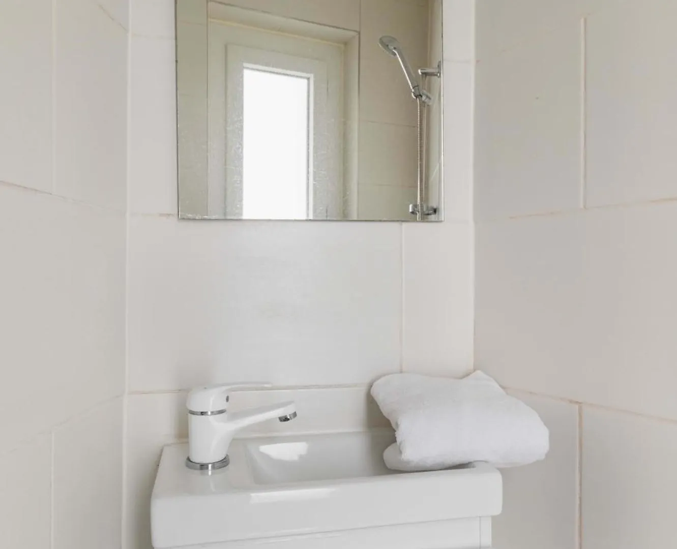Studio Elegant Charme Intemporel - Paris 18 - 2P Apartamento